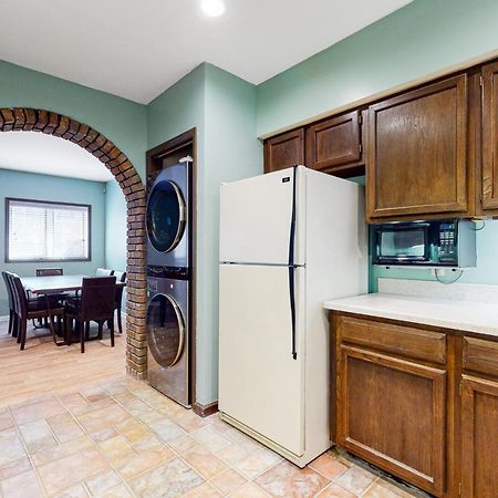 Smoky Mountain Castle Caretaker'S Apartment Sevierville Buitenkant foto