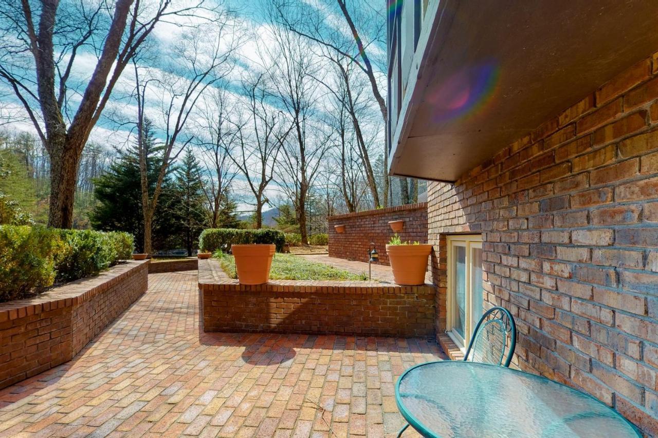 Smoky Mountain Castle Caretaker'S Apartment Sevierville Buitenkant foto